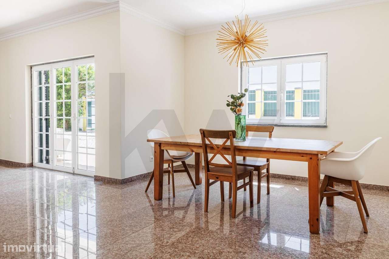 Moradia T4 com Certificação Energética A+ | Piscina | Piso Radiante | - Grande imagem: 3/37