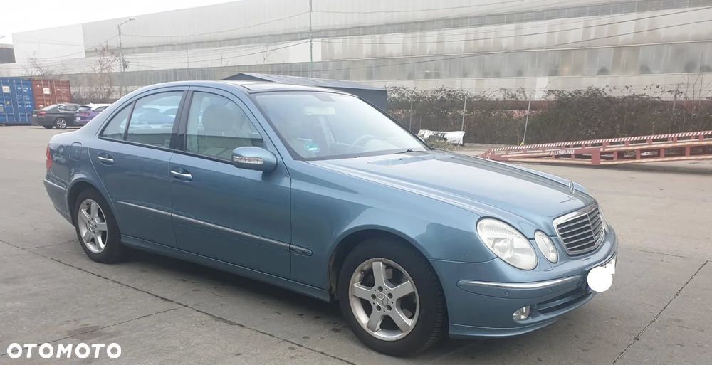 Mercedes-Benz Klasa E 320 4-Matic T Avantgarde - 6