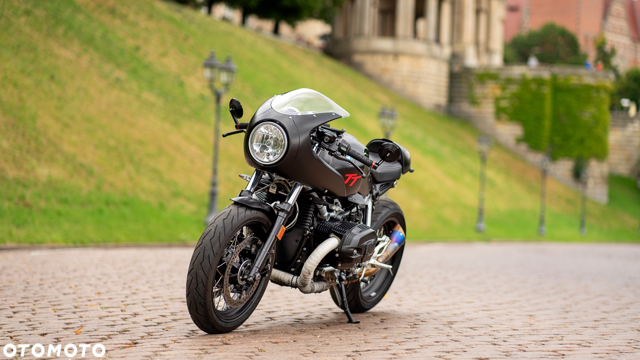 BMW R - 2