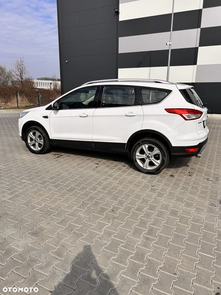 Ford Kuga 2.0 TDCi 4x4 Titanium - 10