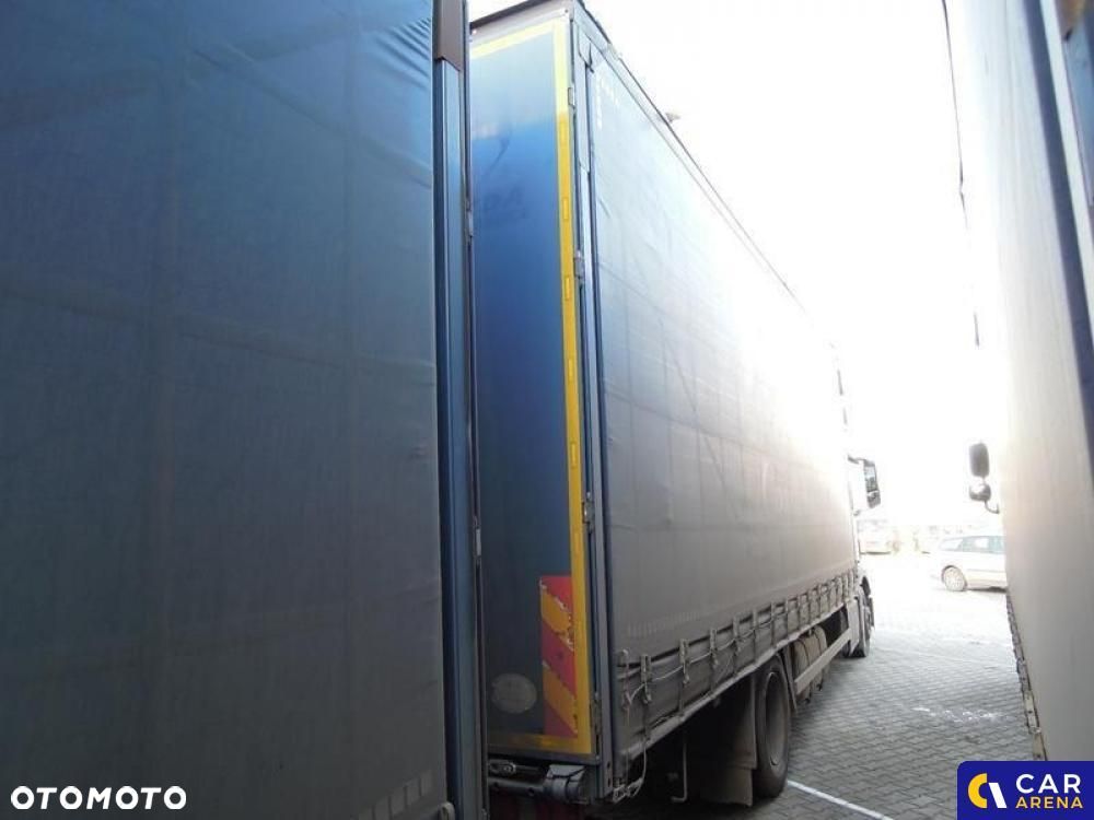 Mercedes-Benz Actros - 7