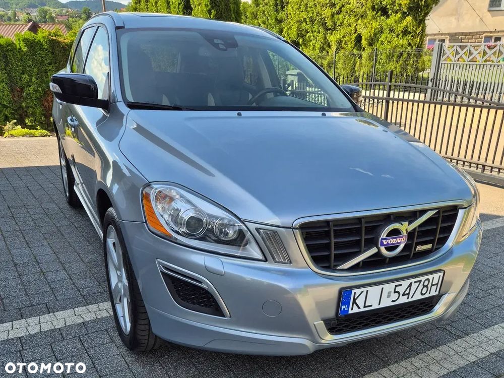 Volvo XC 60 T6 AWD R-Design - 4