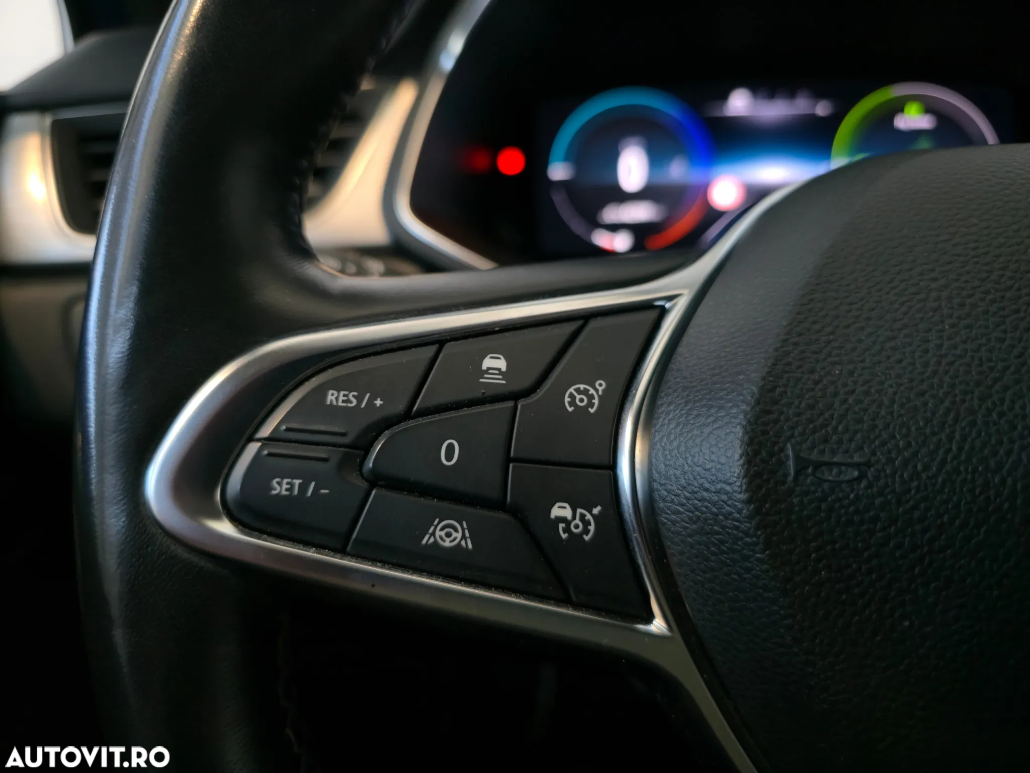 Renault Captur E-Tech Plug-In-Hybrid Intens - 13