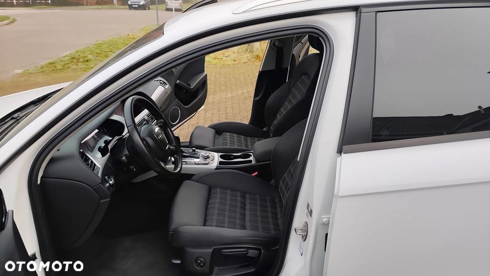 Audi A4 Avant 2.7 TDI DPF multitronic S line Sportpaket (plus) - 4