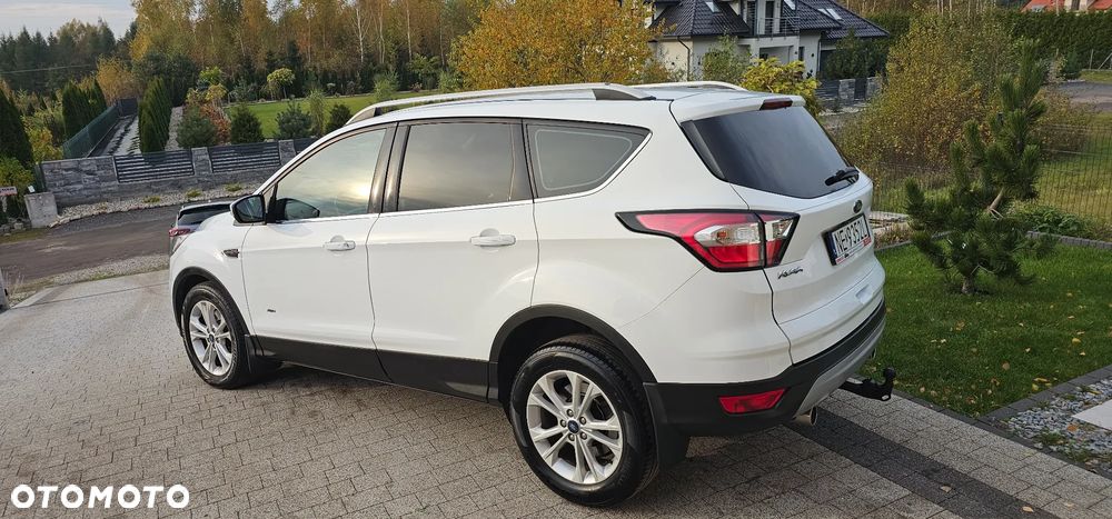 Ford Kuga 2.0 TDCi 4WD Titanium - 4