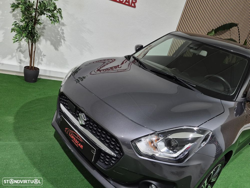 Suzuki Swift 1.2 Mild Hybrid GLE - 4