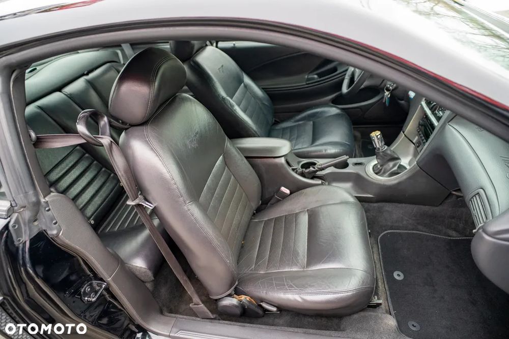 Ford Mustang 4.6 V8 GT - 33