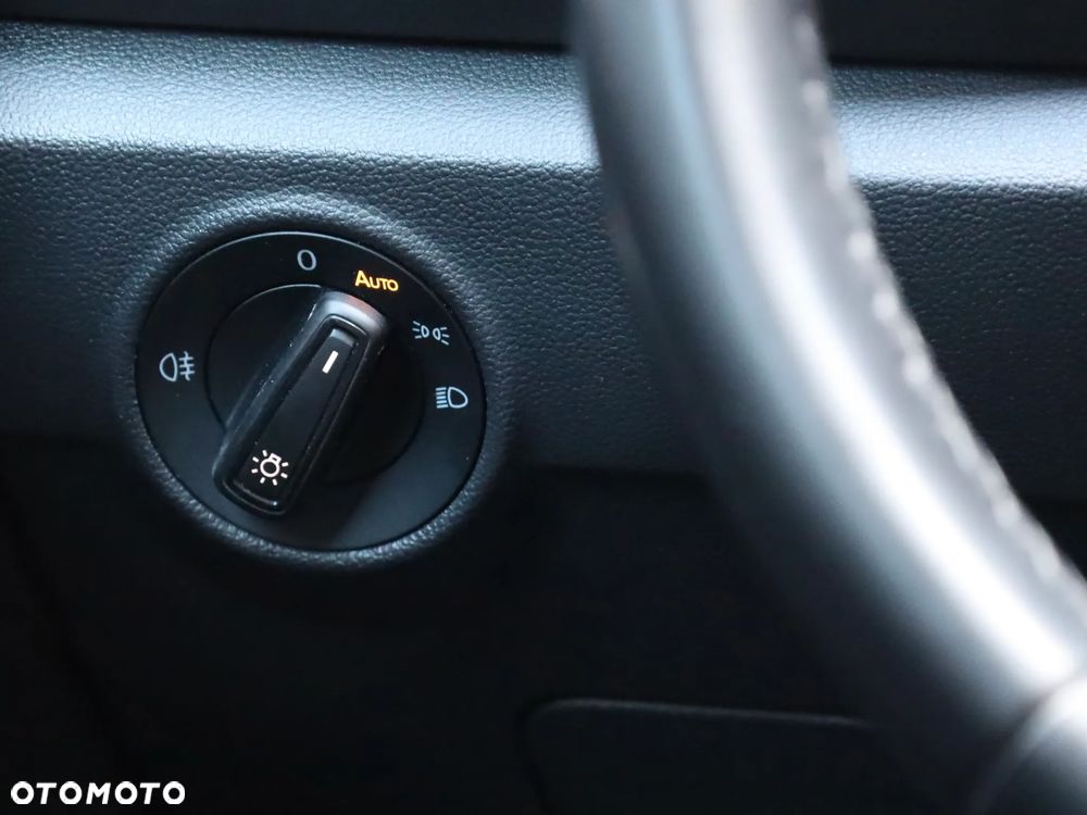 Volkswagen T-Roc 1.5 TSI Life Plus DSG - 23