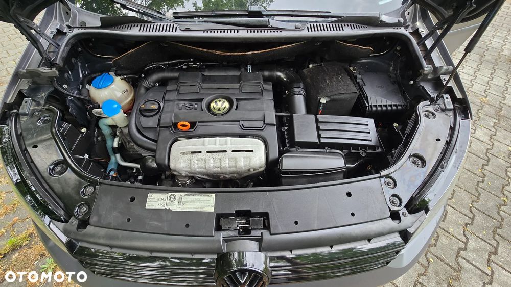 Volkswagen Touran - 17