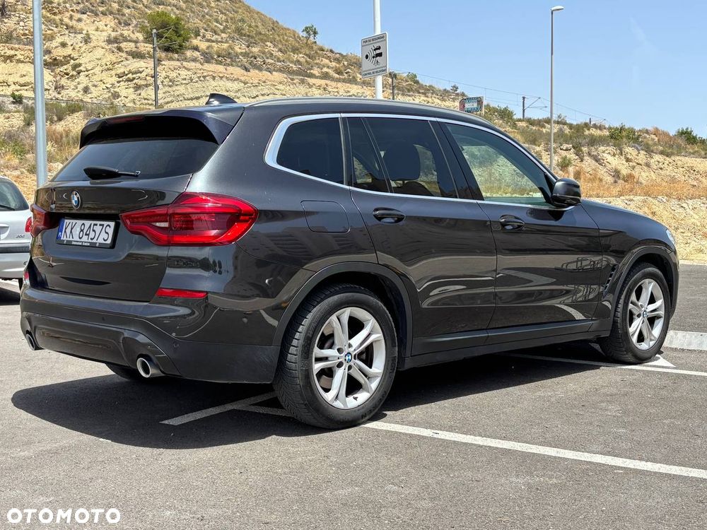 BMW X3 xDrive20d - 18