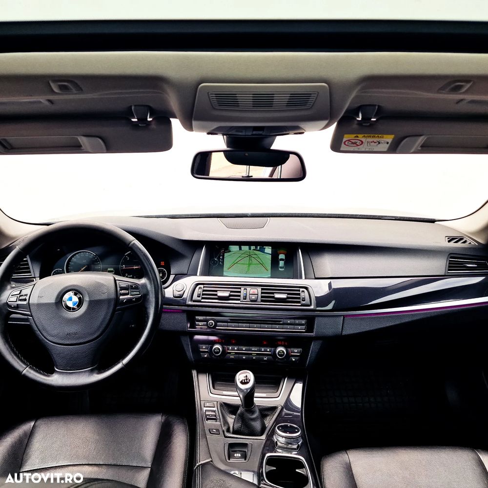 BMW Seria 5 520d Luxury Line - 3