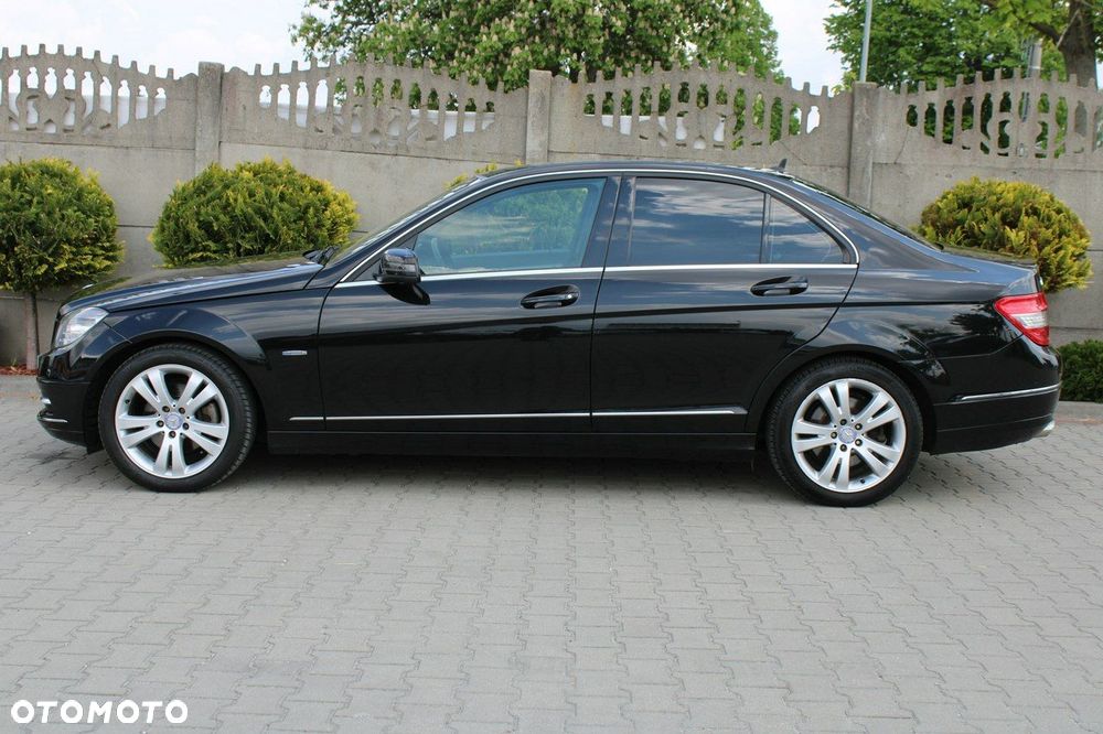 Mercedes-Benz Klasa C 220 (BlueTEC) d 7G-TRONIC Exclusive - 4