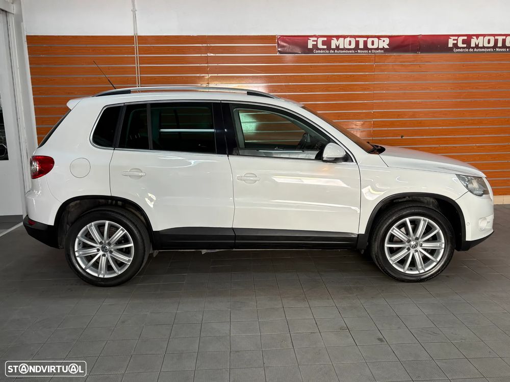 VW Tiguan 2.0 TDi Sport BlueMotion - 5