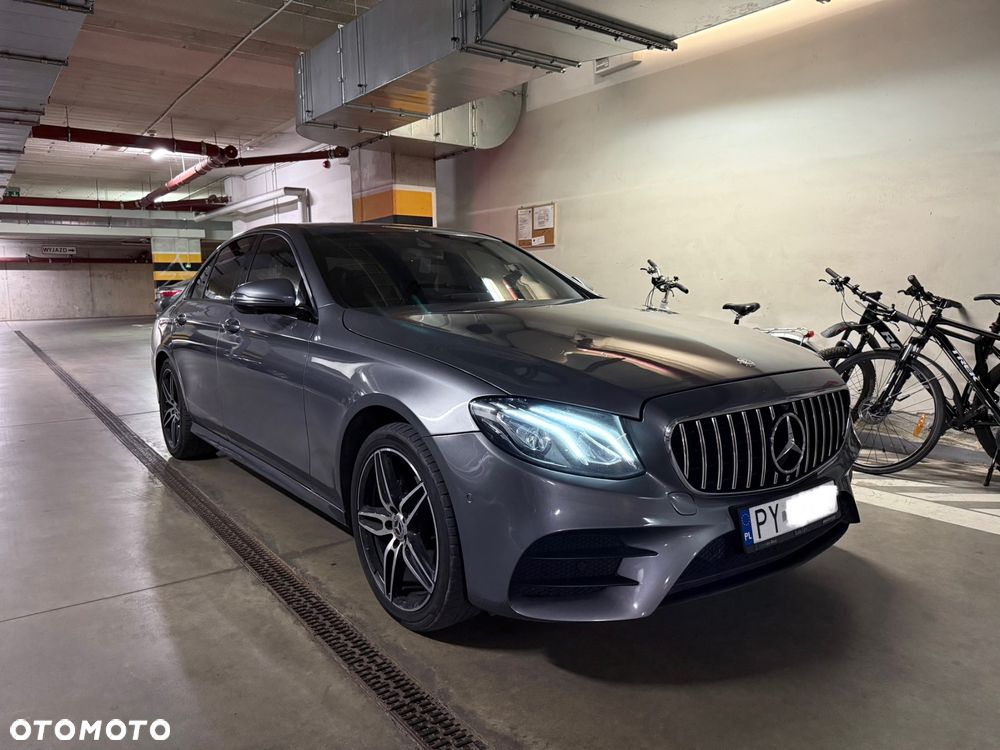 Mercedes-Benz Klasa E 220 d 9G-TRONIC - 4