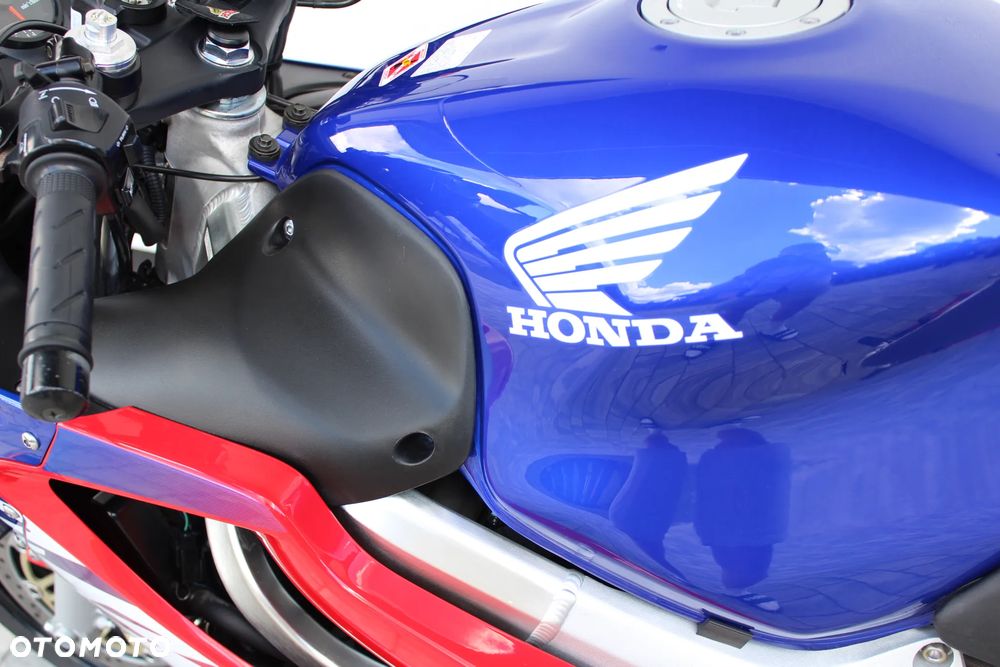 Honda CBR - 18