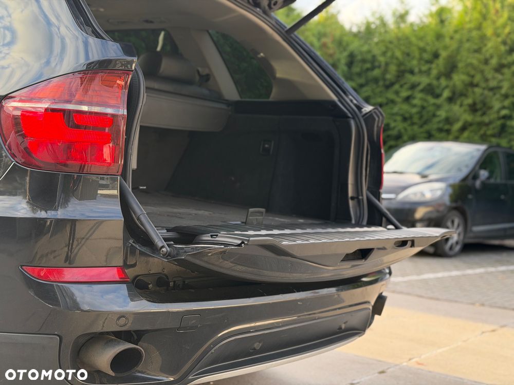 BMW X5 xDrive35i - 10