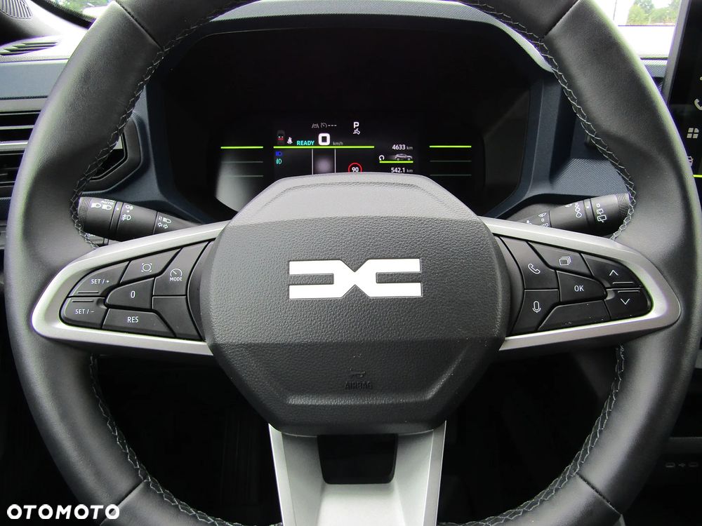 Dacia Duster 1.6 Full Hybrid 140 Journey MMT - 15