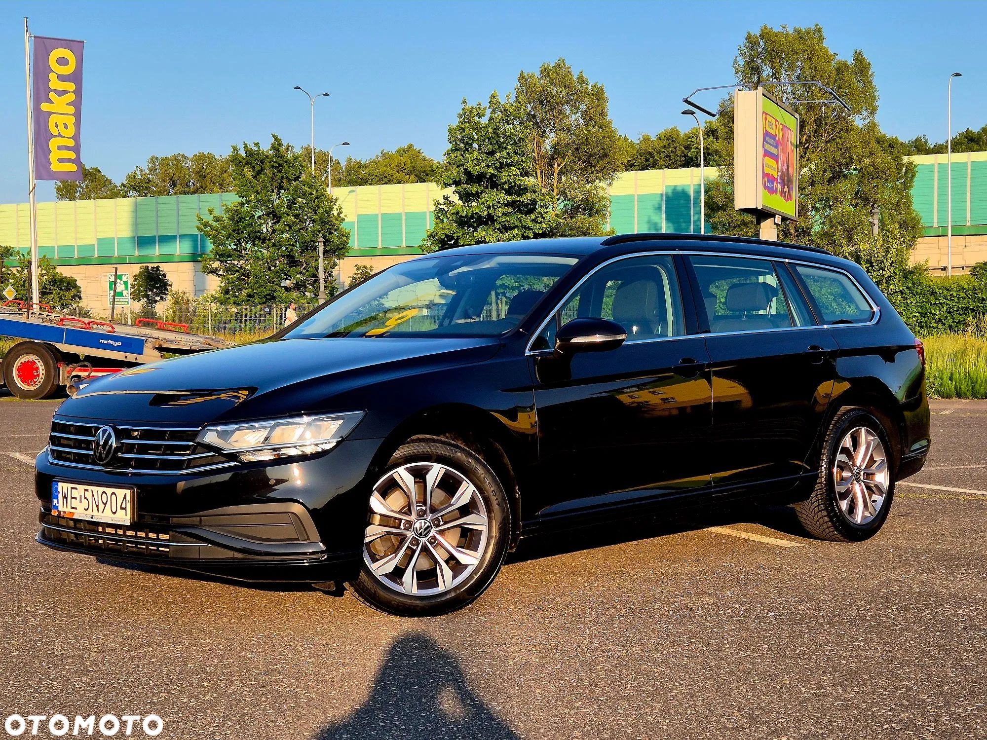 Volkswagen Passat - 1
