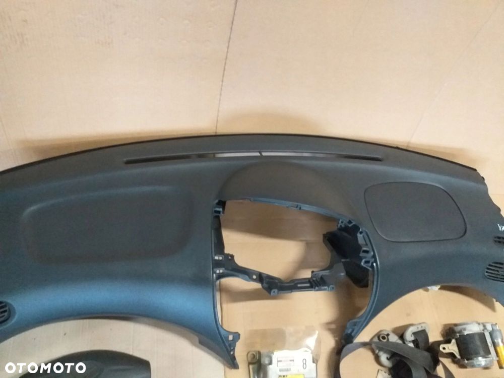 Toyota Yaris VERSO deska air bag poduszka pasy - 4