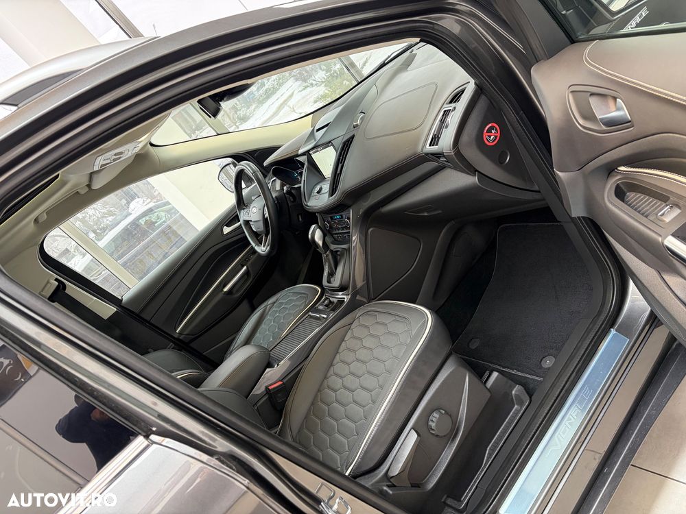 Ford Kuga 2.0 TDCi 4x4 Aut. Vignale - 10