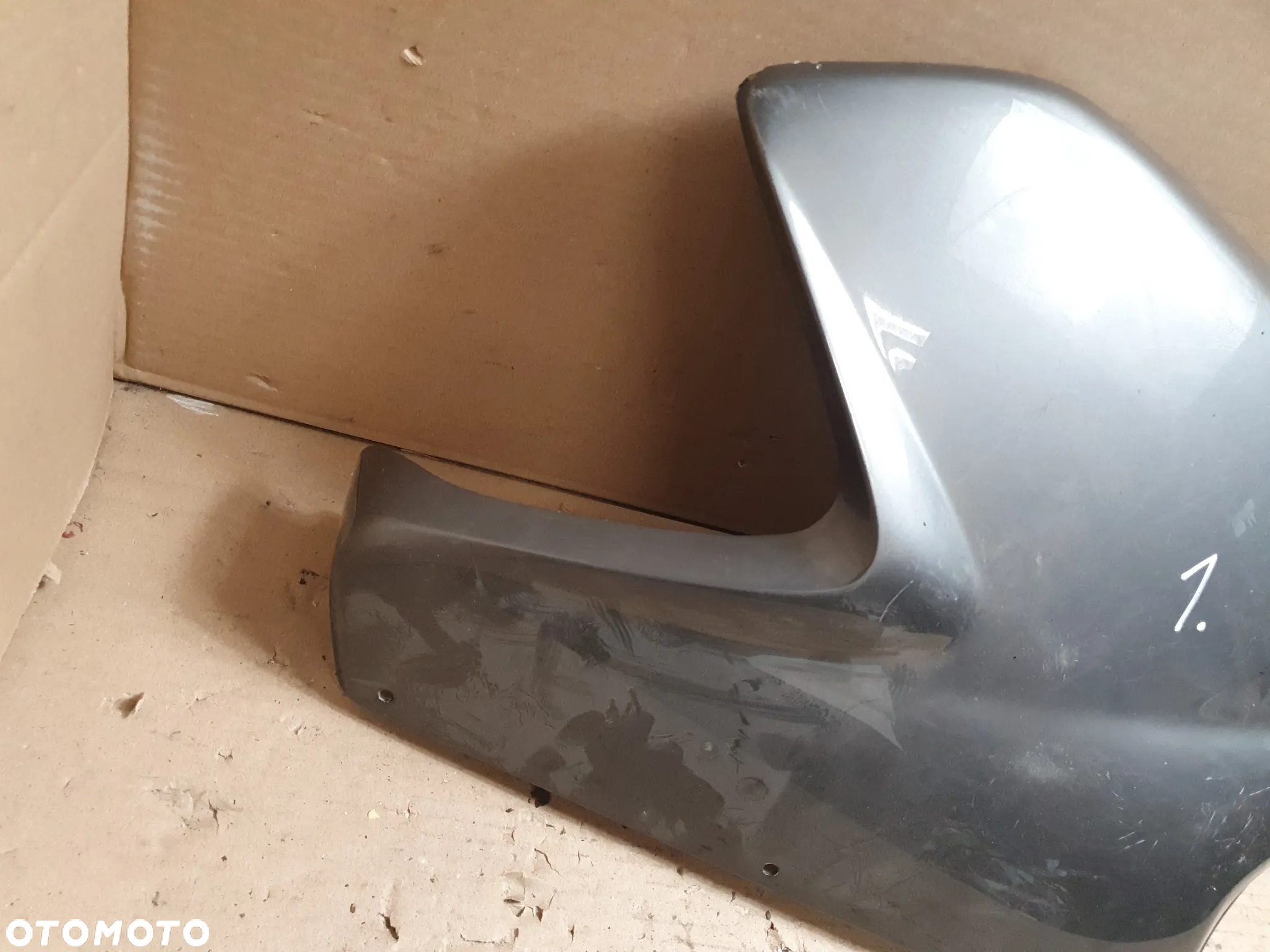PŁUG BOK OWIEWKA DUCATI ST 2 3 4 ST2 ST3 ST4 - 6