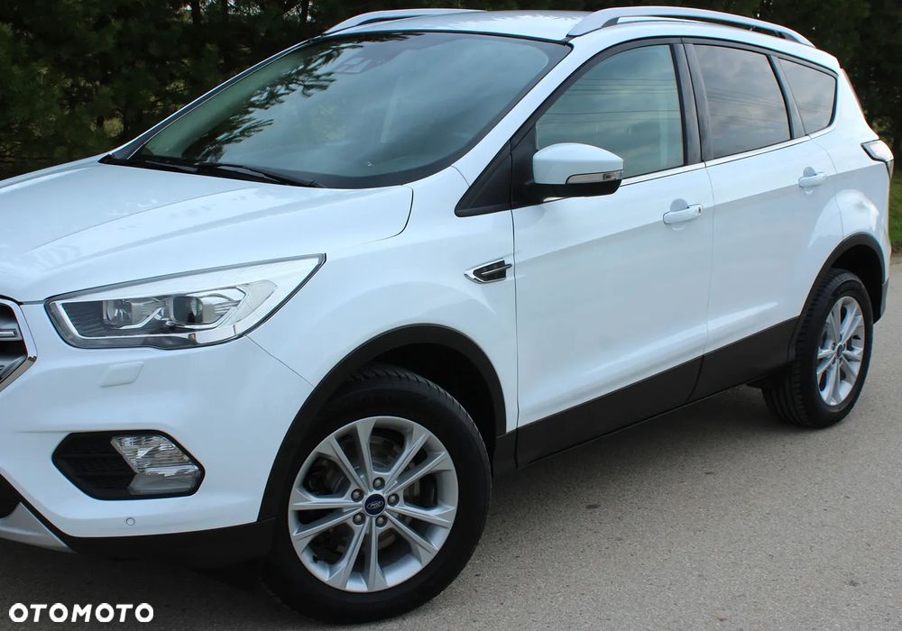 Ford Kuga - 17