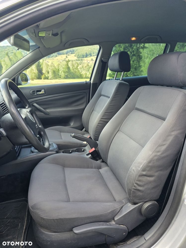 Volkswagen Passat Variant - 5