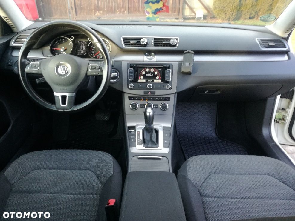 Volkswagen Passat 2.0 TDI Comfortline DSG - 7