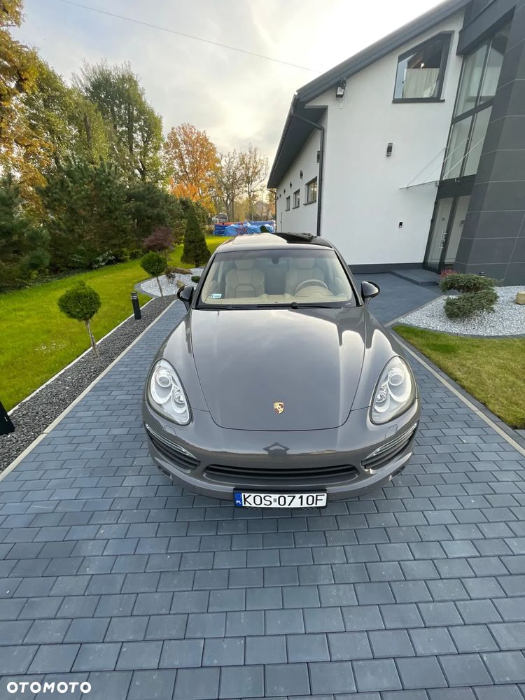 Porsche Cayenne S - 2