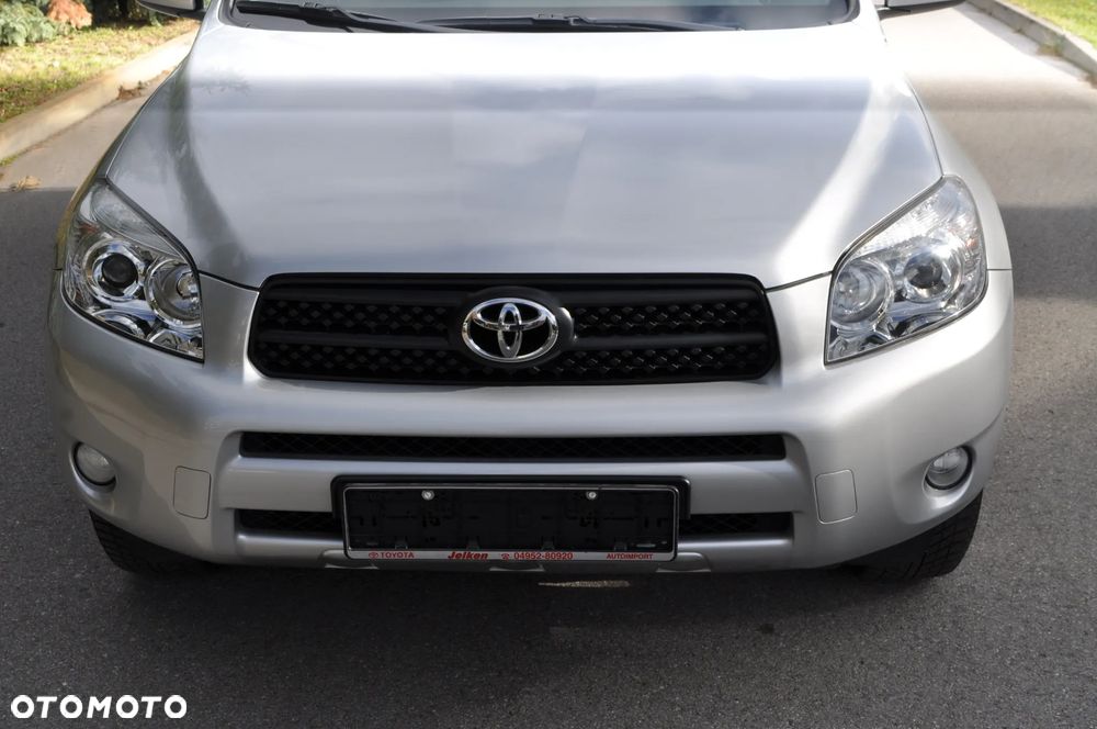 Toyota RAV4 2.0 4x4 Automatik - 10