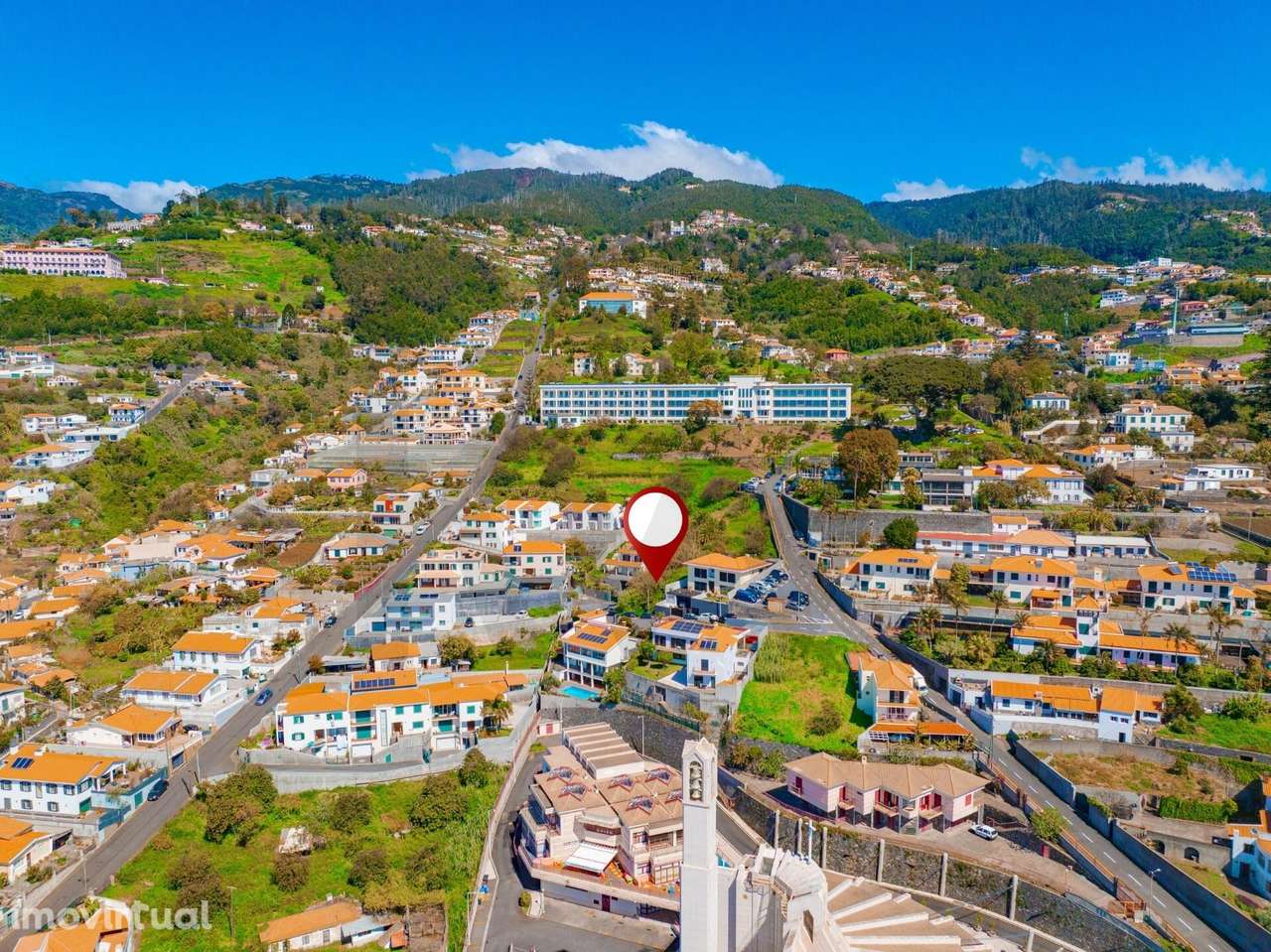 Terreno urbano com 570 m2 no Monte – Funchal, com vista deslumbrante s - Grande imagem: 2/12