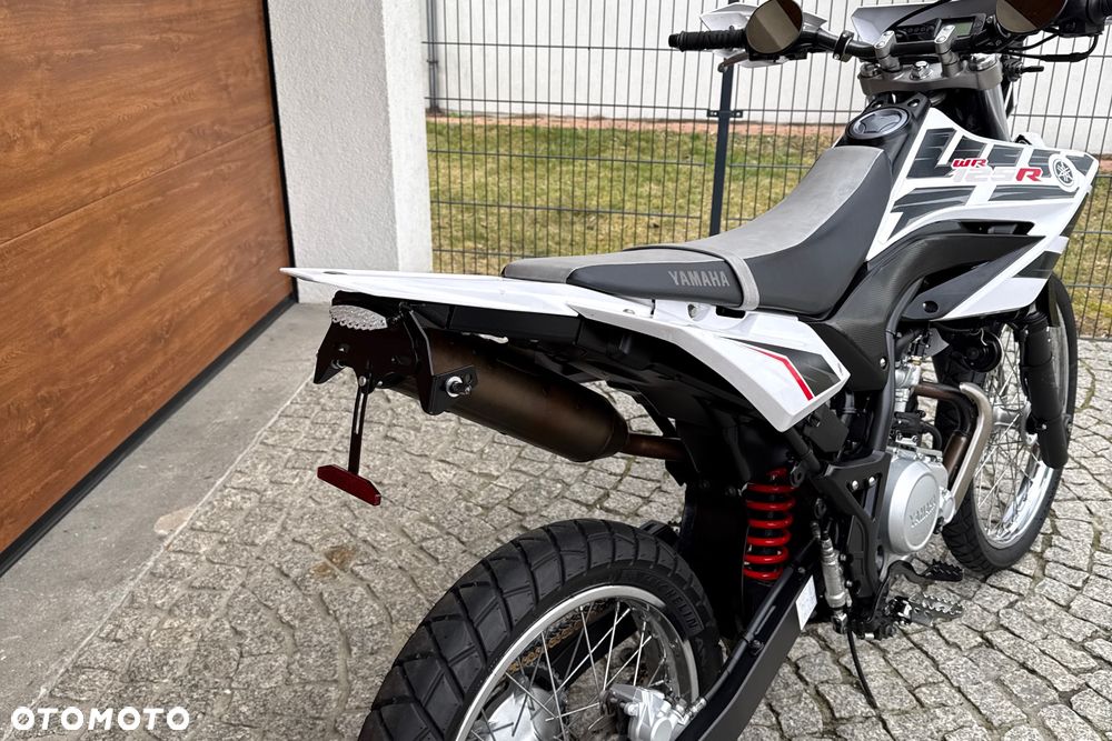 Yamaha WR - 15