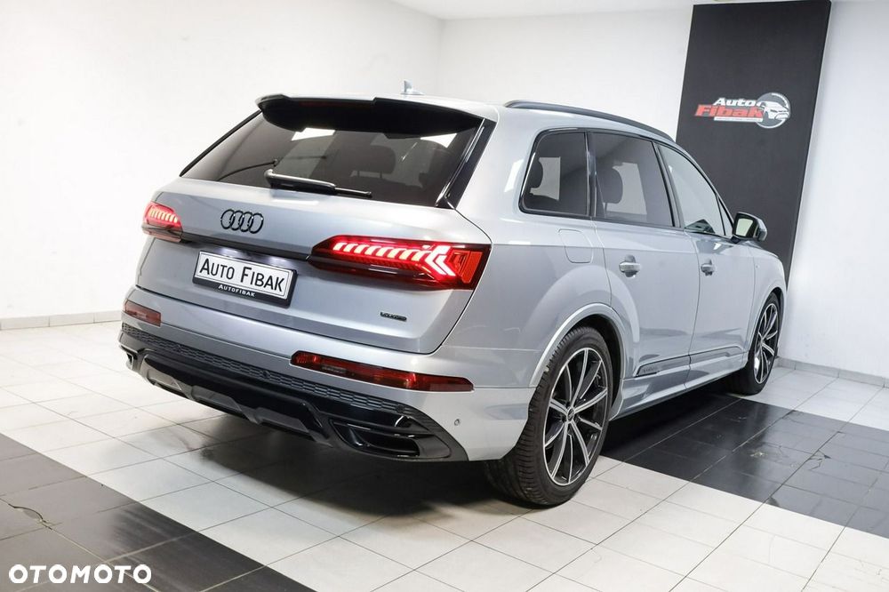 Audi Q7 - 9