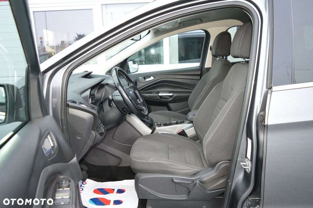 Ford Kuga - 17