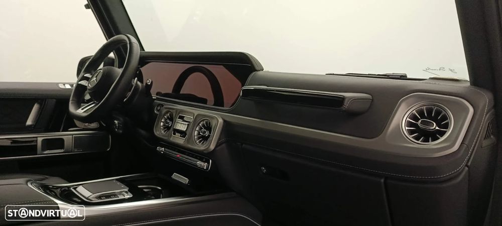 Mercedes-Benz G 63 AMG Standard - 13