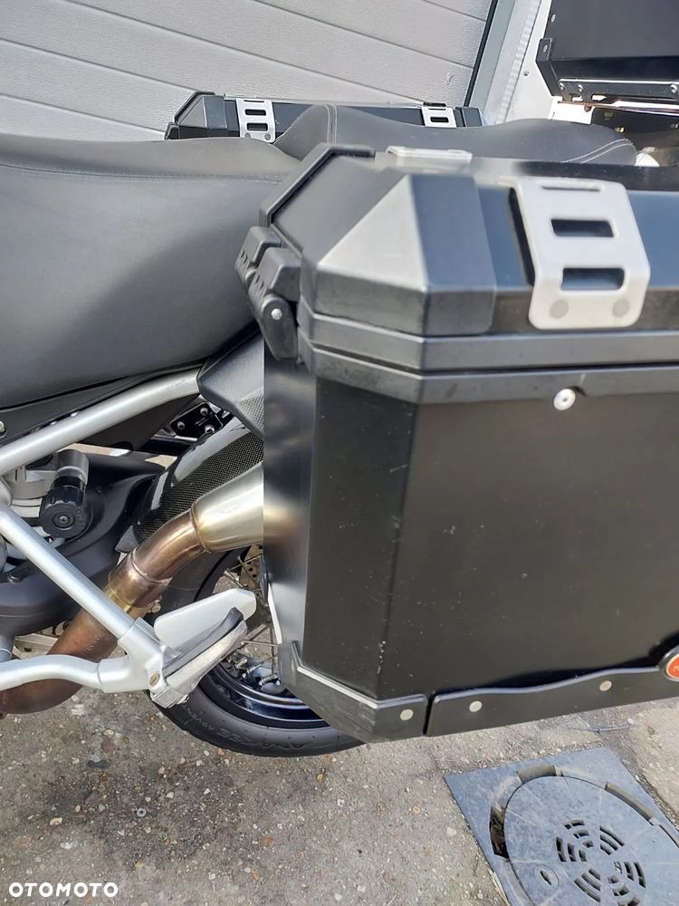 Moto Guzzi Stelvio - 29