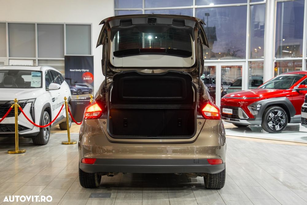 Ford Focus 1.0 EcoBoost Start Stop Trend - 13