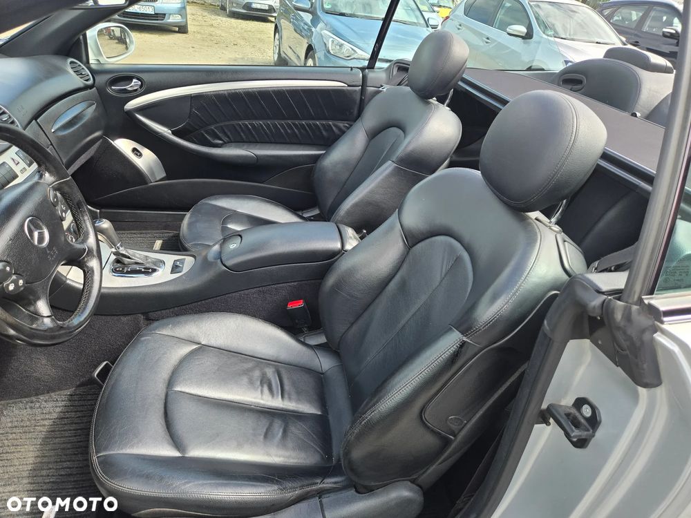 Mercedes-Benz CLK - 14