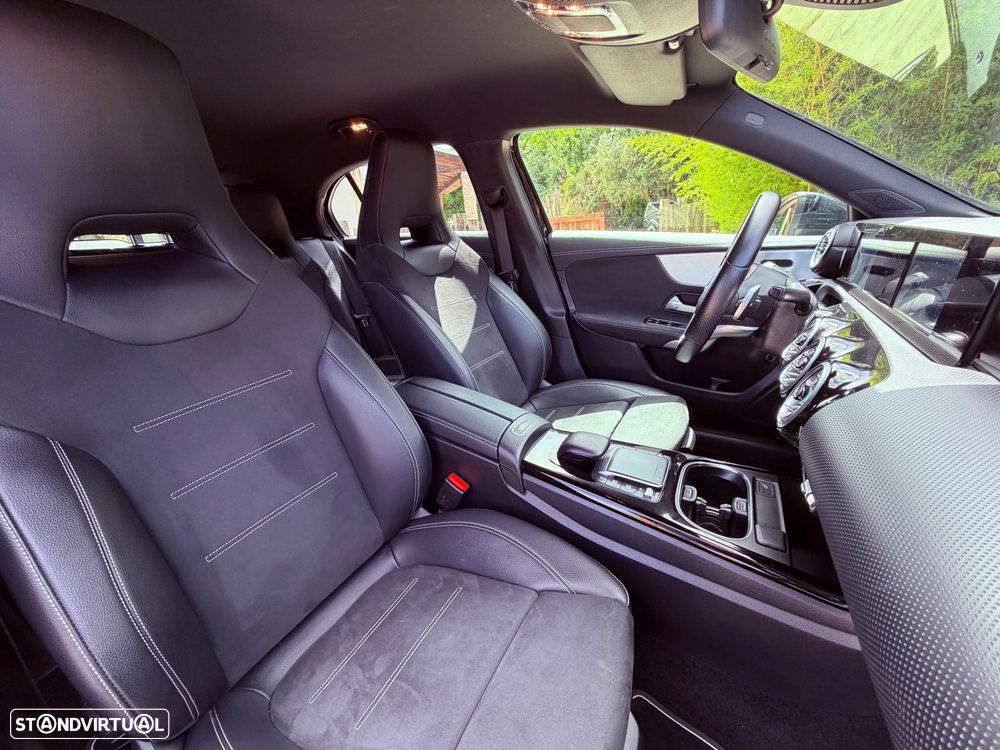 Mercedes-Benz A 250 e 8G-DCT AMG Line - 18