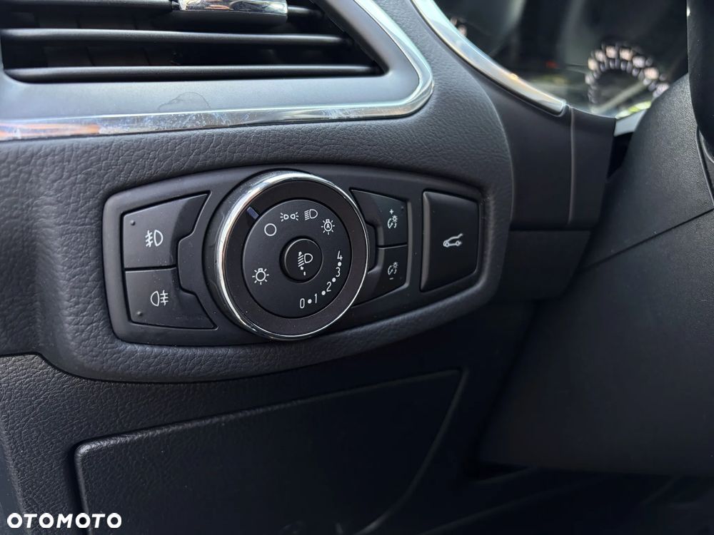 Ford S-Max 1.5 Eco Boost Start-Stopp TITANIUM - 33