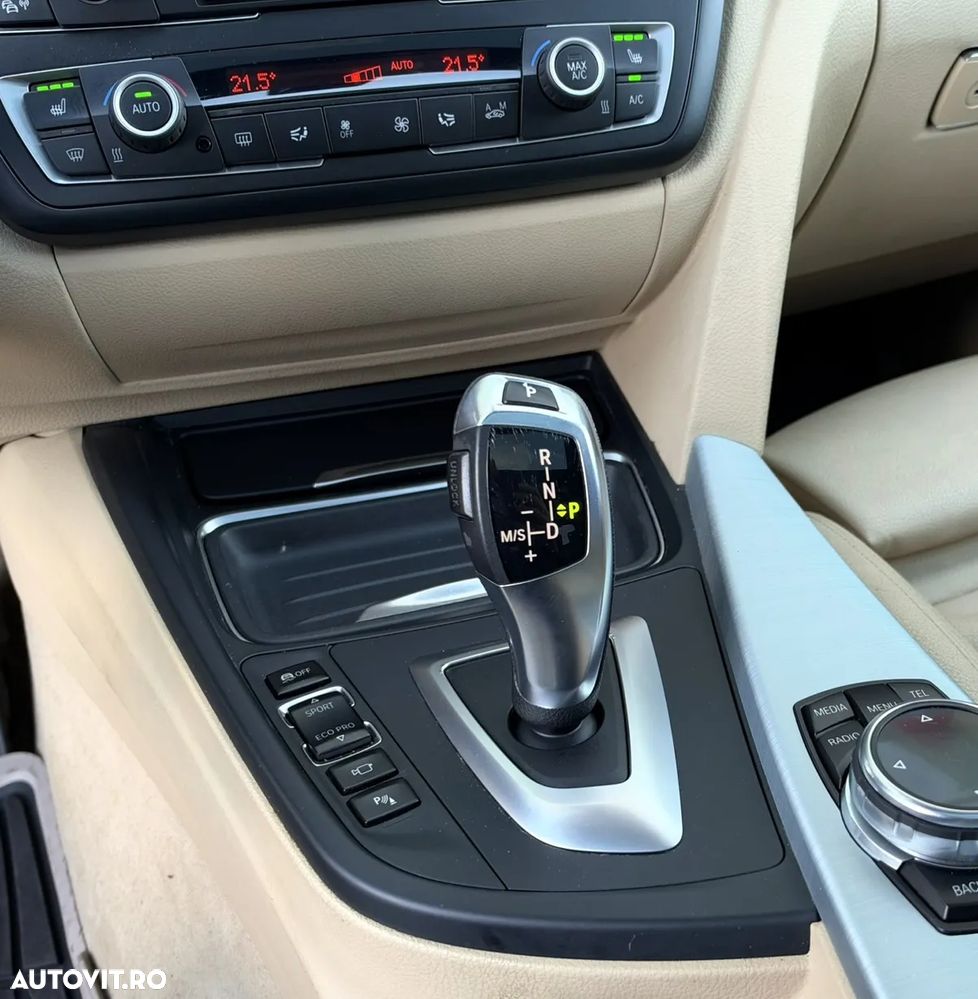 BMW Seria 3 318d Aut. M Sport - 12