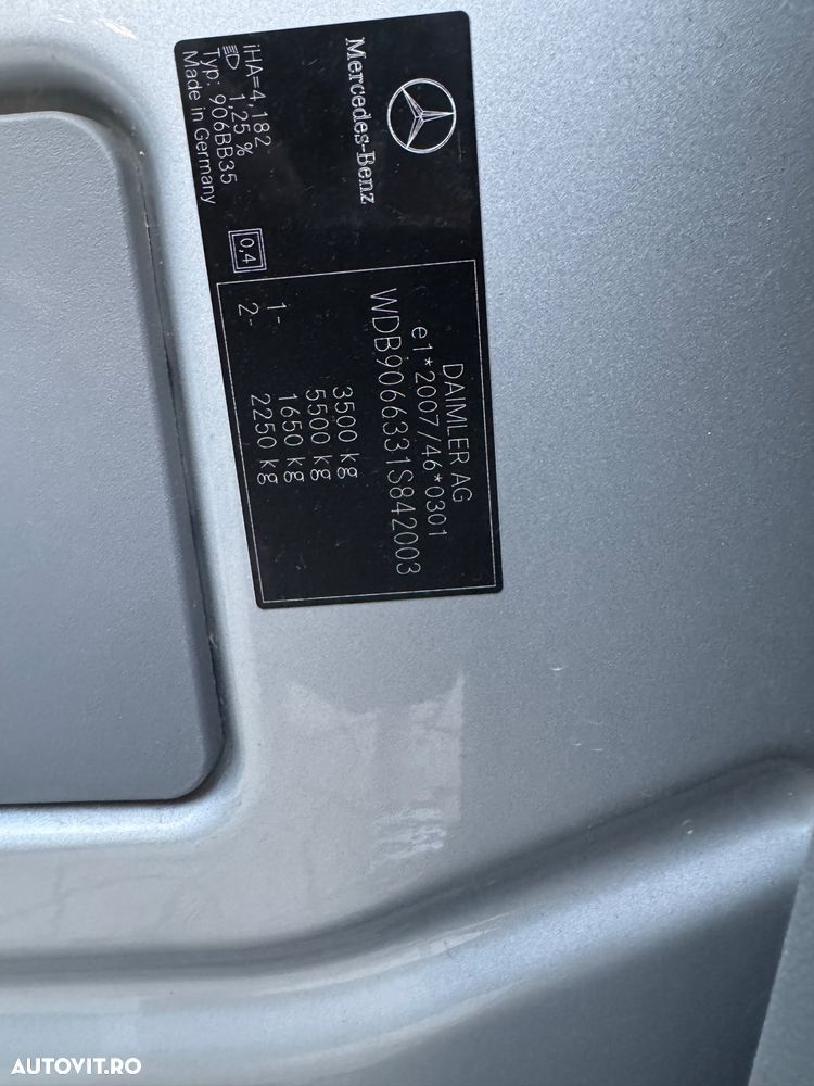 Mercedes-Benz Sprinter - 16