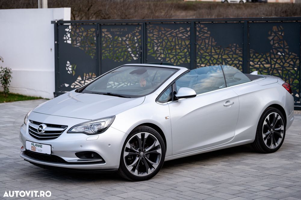 Opel Cascada 2.0 CDTI ECOTEC Start/Stop Cabriolet - 2