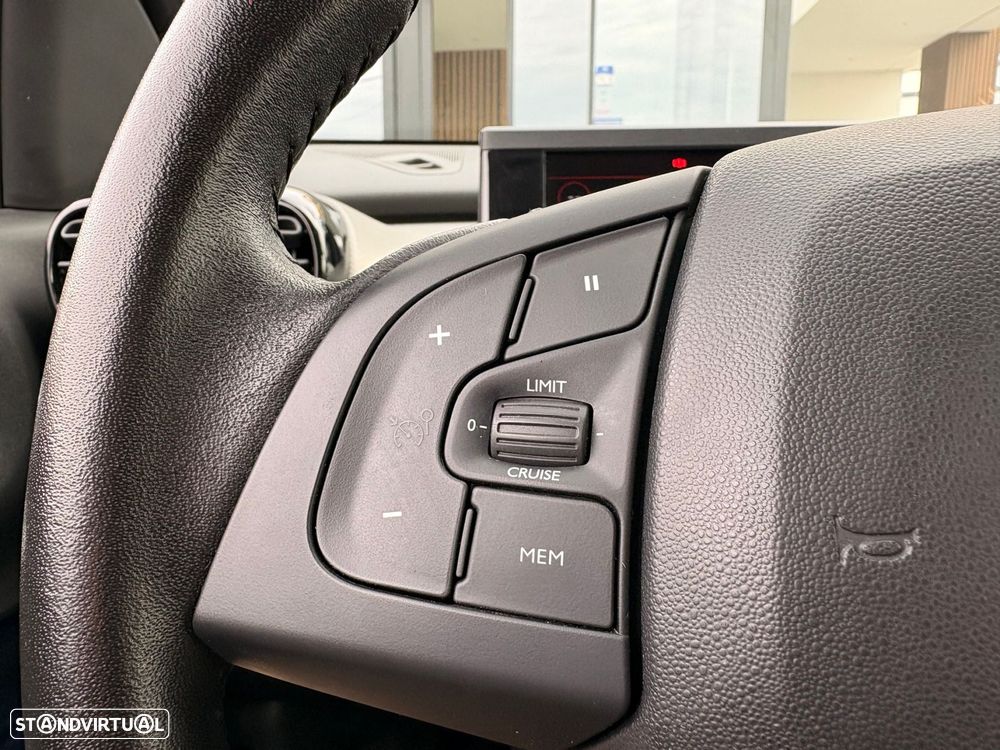 Citroën C4 Cactus 1.2 PureTech Shine - 38