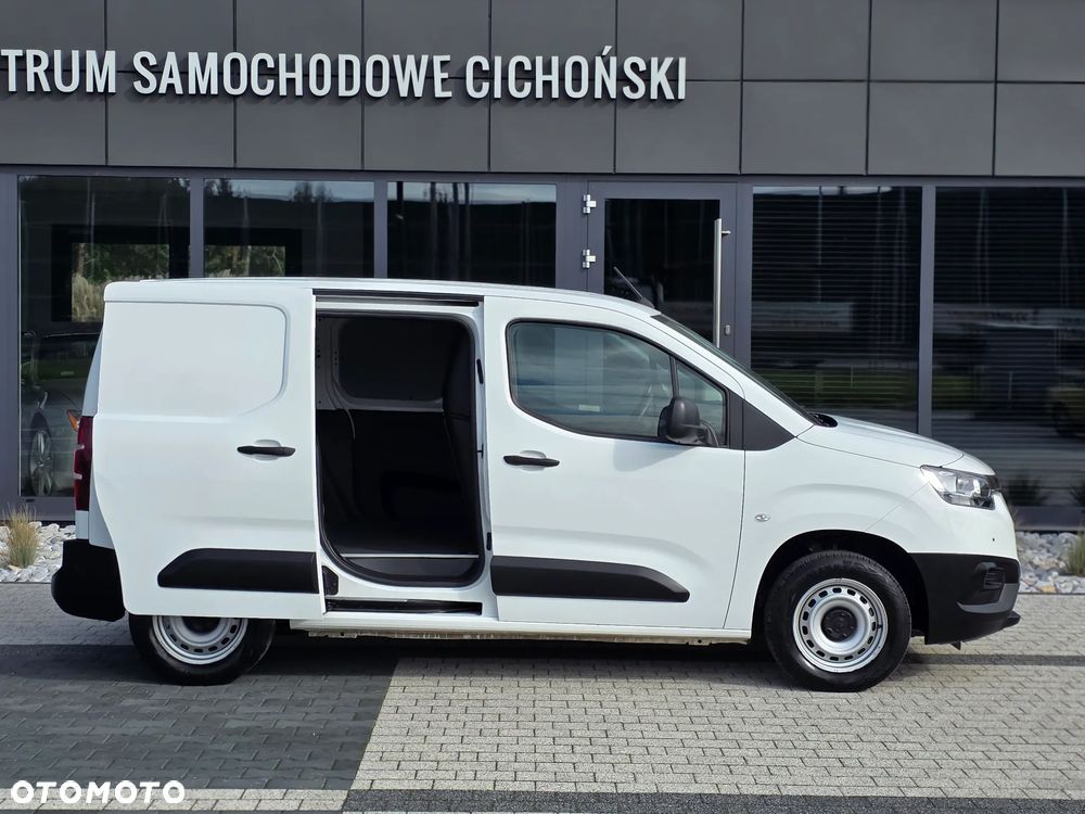 Toyota Proace City 1.2 D-4T 110KM  3 OSOBOWA Furgon Blaszak BEZWYPADKOWA z Polskiego Salonu I Pierwszy i Jedyny Właściciel I Stan auta "jak NOWE" I Pełna Faktura Vat 23% - 10