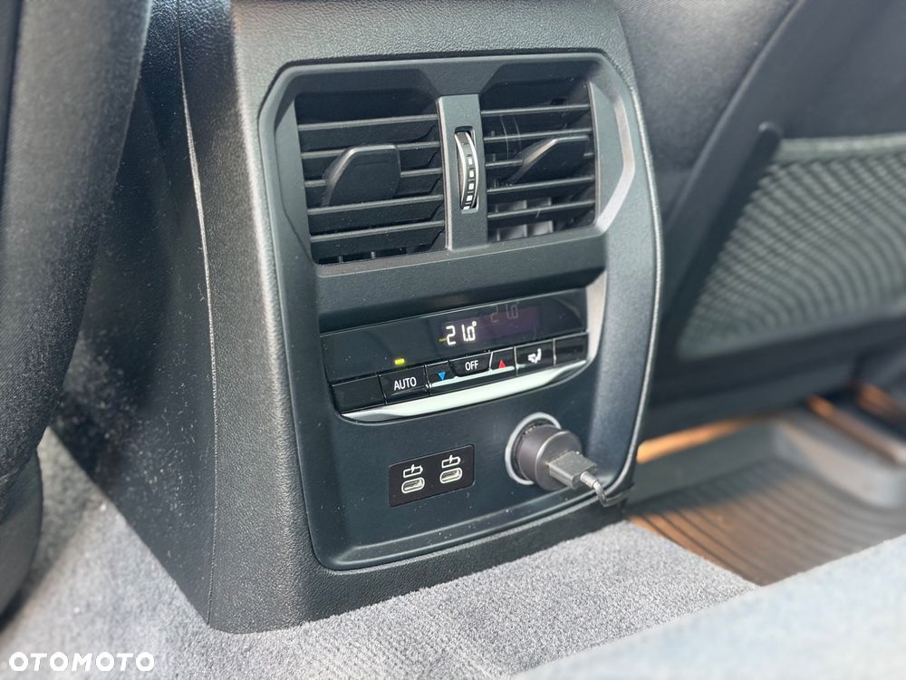 BMW Seria 3 320i Advantage - 13