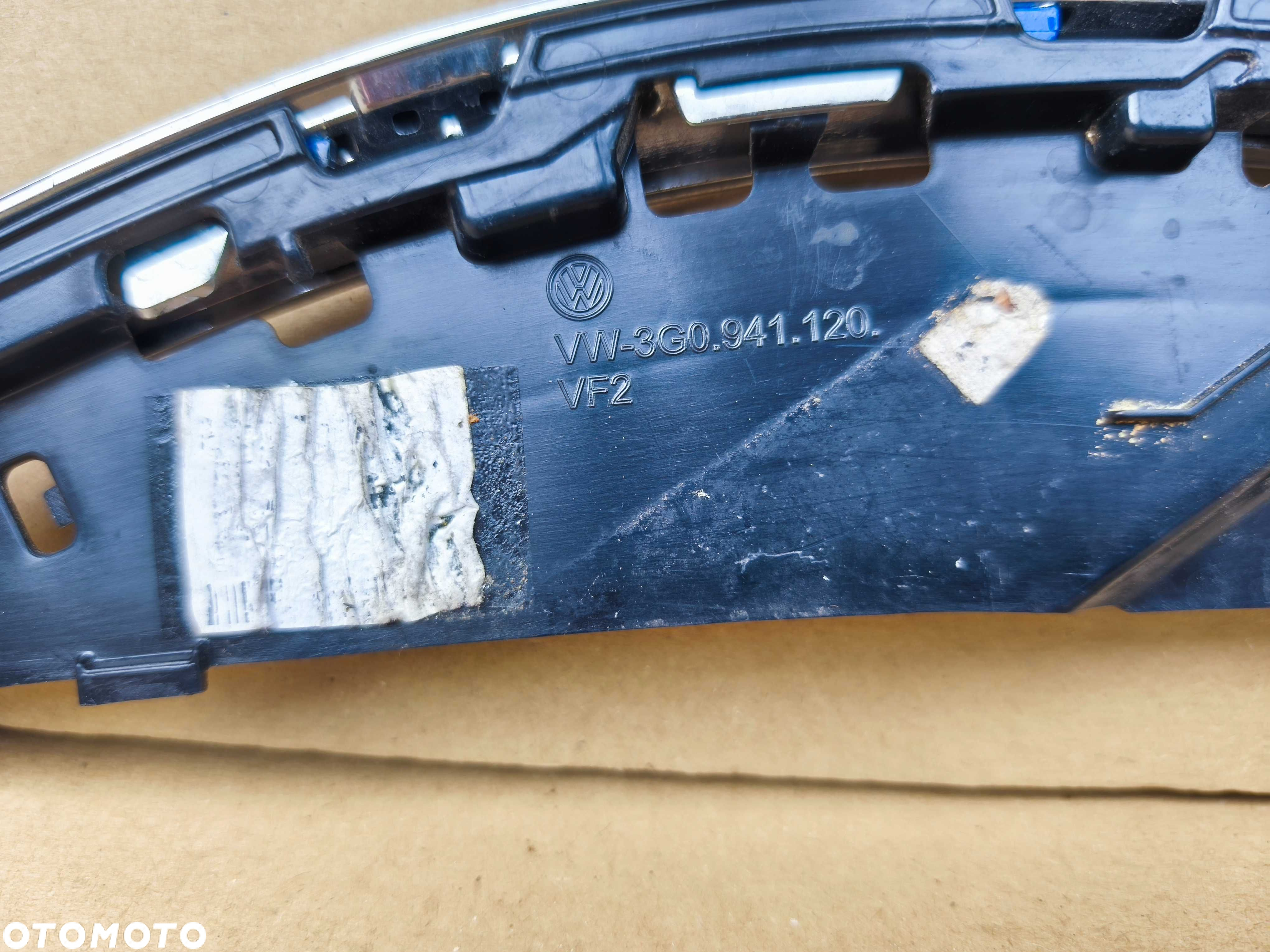 VW Passat B8 GTE listwa pod lampę chrom zderzaka niebieski 3G0.941.120 - 8