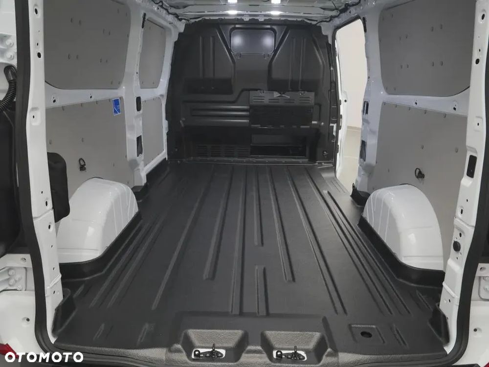 Ford E-Transit Custom 136KM A1 RWD Van Trend 340 L2 BEV - 10