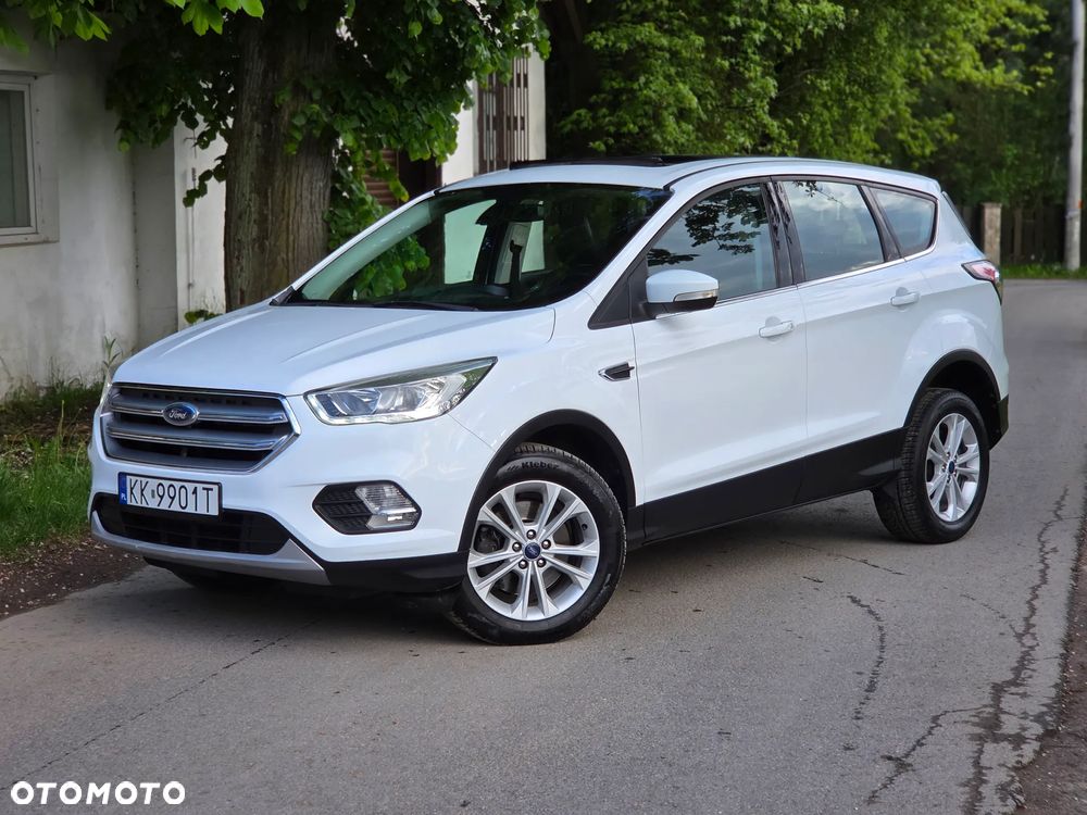 Ford Kuga 2.0 TDCi 2x4 Titanium - 18