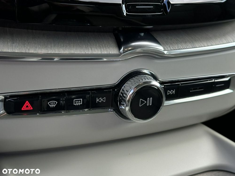 Volvo XC 60 T6 AWD Recharge Geartronic Inscription - 26